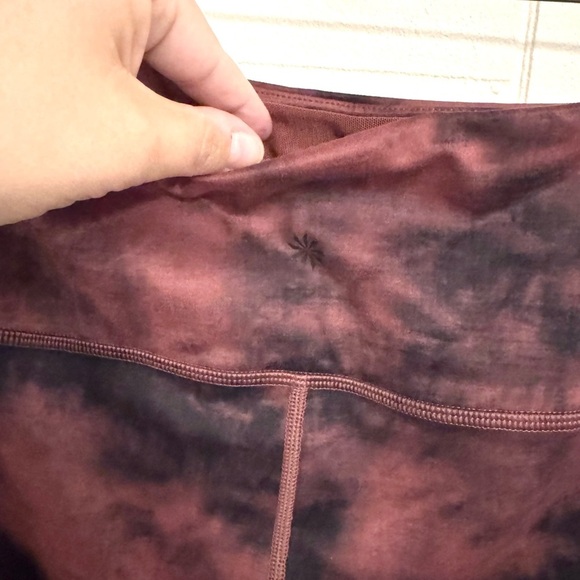 Athleta Elation 7/8 Tight in Ice Dye Pink Black size L 22” Activewear Yoga - Picture 4 of 5